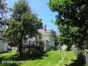 104 E Pearl St, Marshall, MI 49068 photo 2