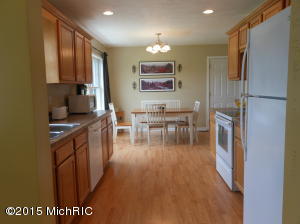 2844 White Tail Dr, Sidney, MI 48885 photo 4
