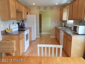2844 White Tail Dr, Sidney, MI 48885 photo 6