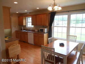 2844 White Tail Dr, Sidney, MI 48885 photo 5