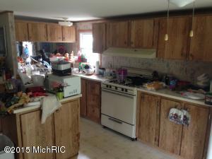 5514 S James Rd, Baldwin, MI 49304 photo 3