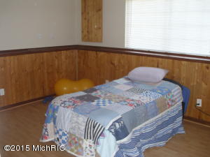388 E Gardner St, Sparta, MI 49345 photo 17