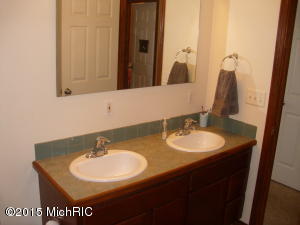 388 E Gardner St, Sparta, MI 49345 photo 13
