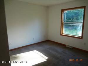 225 S Barton St, White Cloud, MI 49349 photo 8