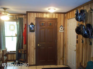 463 E 11 Mile Rd, Irons, MI 49644 photo 12