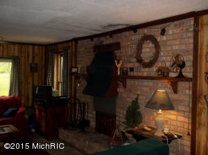 463 E 11 Mile Rd, Irons, MI 49644 photo 3