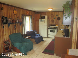 463 E 11 Mile Rd, Irons, MI 49644 photo 4