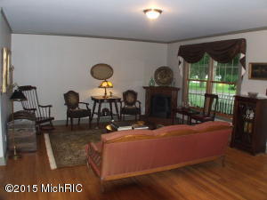 727 Forest St, Marshall, MI 49068 photo 5