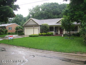 727 Forest St, Marshall, MI 49068 photo 2