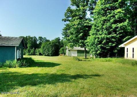 21571 Hulls Rd, Copemish, MI 49625 photo 11