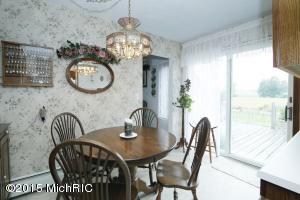 13985 E Drive Dr S, Marshall, MI 49068 photo 11