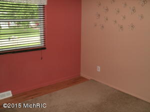 4075 Kay Dr, Dorr, MI 49323 photo 14