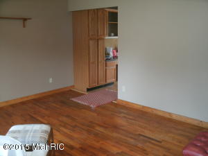 4075 Kay Dr, Dorr, MI 49323 photo 6