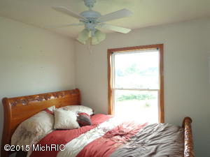 9045 Lemon Rd, Bancroft, MI 48414 photo 6