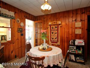 181 Beechwood Dr SW, Stanton, MI 48888 photo 19