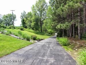 8461 Fulton St E, Ada, MI 49301 photo 2