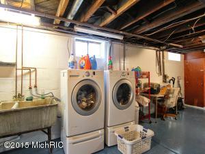 8461 Fulton St E, Ada, MI 49301 photo 25