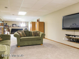 4471 18th St, Dorr, MI 49323 photo 33