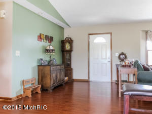 4471 18th St, Dorr, MI 49323 photo 10