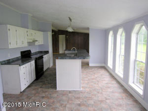 12256 E P Ave, Climax, MI 49034 photo 3