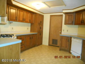 5124 E 36th St, Newaygo, MI 49337 photo 10
