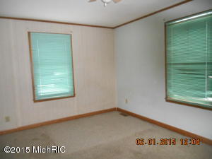5124 E 36th St, Newaygo, MI 49337 photo 5