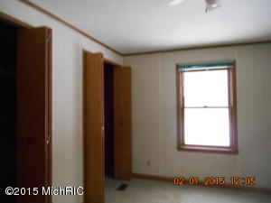 5124 E 36th St, Newaygo, MI 49337 photo 6