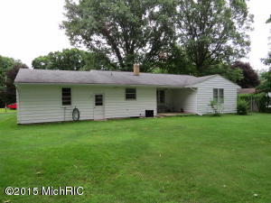 811 Glenview Dr, Plainwell, MI 49080 photo 12