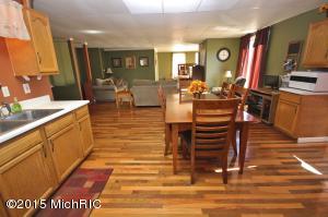 233 S Main St, Three Rivers, MI 49093 photo 8