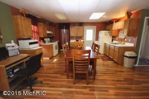 233 S Main St, Three Rivers, MI 49093 photo 7