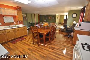 233 S Main St, Three Rivers, MI 49093 photo 6