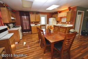 233 S Main St, Three Rivers, MI 49093 photo 9