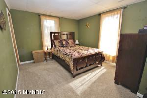 233 S Main St, Three Rivers, MI 49093 photo 15
