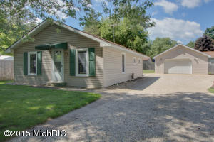 502 Jersey St, Plainwell, MI 49080 photo 1