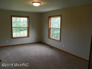 807 Morgan St, Belding, MI 48809 photo 8