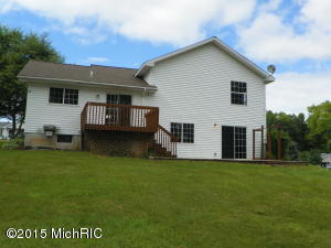 807 Morgan St, Belding, MI 48809 photo 12