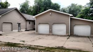 8739 N Johnson Rd, Belding, MI 48809 photo 3