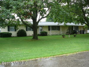 256 Mcmahon Dr, Bronson, MI 49028 photo 1
