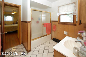 16998 E On Ave, Climax, MI 49034 photo 14