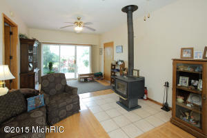 16998 E On Ave, Climax, MI 49034 photo 11
