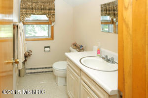 16998 E On Ave, Climax, MI 49034 photo 18