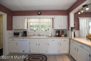 1053 Bloomfield Ave, Plainwell, MI 49080 photo 13