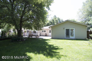 1053 Bloomfield Ave, Plainwell, MI 49080 photo 34