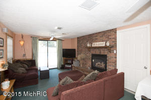 1053 Bloomfield Ave, Plainwell, MI 49080 photo 15