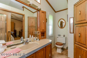 6017 N Johnson Rd, Belding, MI 48809 photo 7
