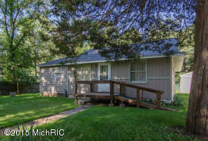 902 Herbert St, Niles, MI 49120 photo 2