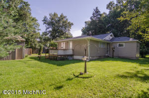 902 Herbert St, Niles, MI 49120 photo 3