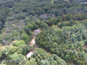 9588 S Cedar Dr, Allendale, MI 49401 photo 2