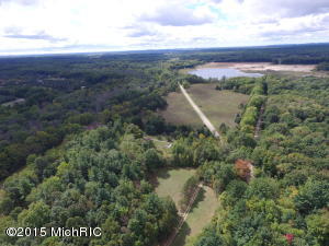 9588 S Cedar Dr, Allendale, MI 49401 photo 8