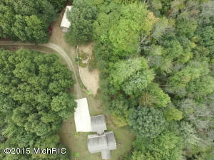 9588 S Cedar Dr, Allendale, MI 49401 photo 1